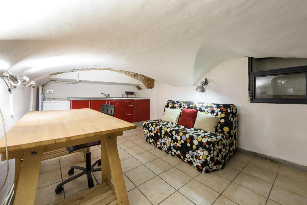 Pepi Red Apartment *